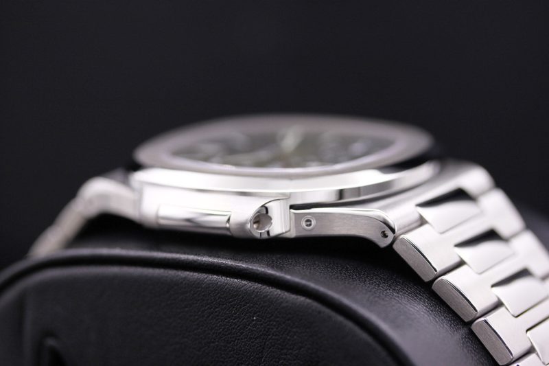 Patek Philippe Nautilus Moon Phases 40mm 5712/1A Blue Dial