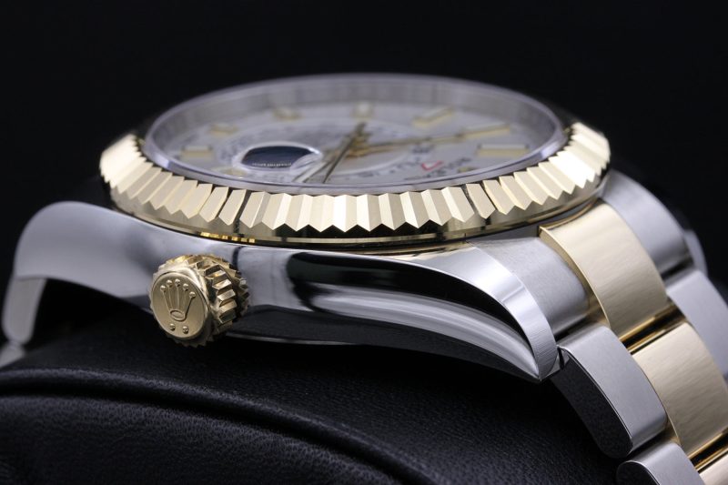 Rolex Sky-Dweller 42mm 326933 White Dial