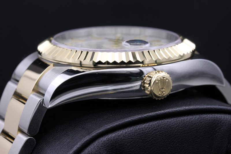 Rolex Sky-Dweller 42mm 326933 White Dial